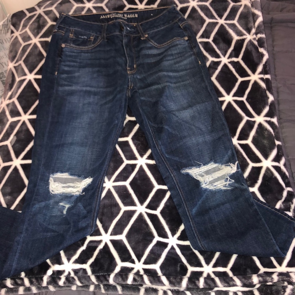 American Eagle boyfriend jeans